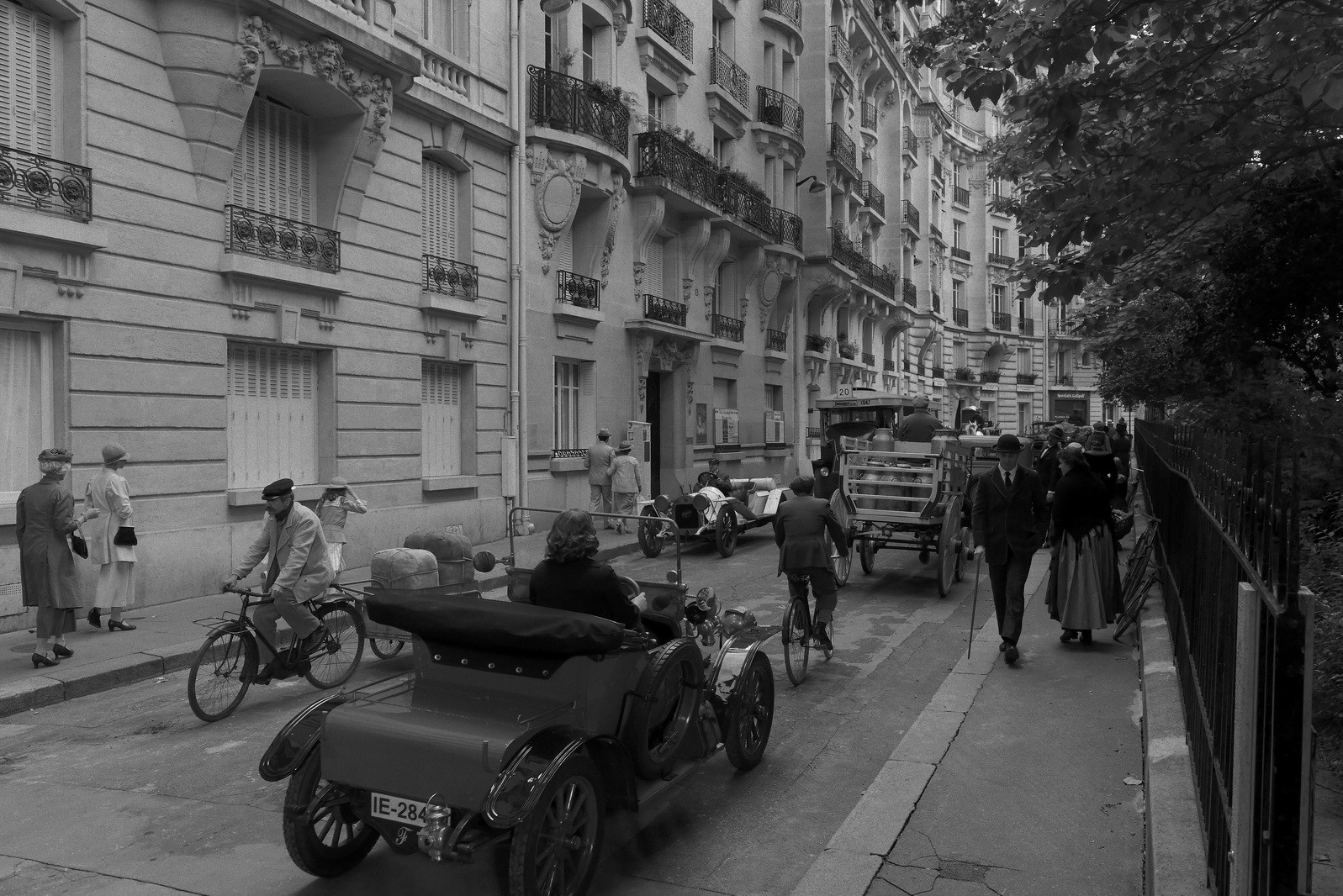 Une histoire de fou, réalisation Robert Guédiguian (2015)