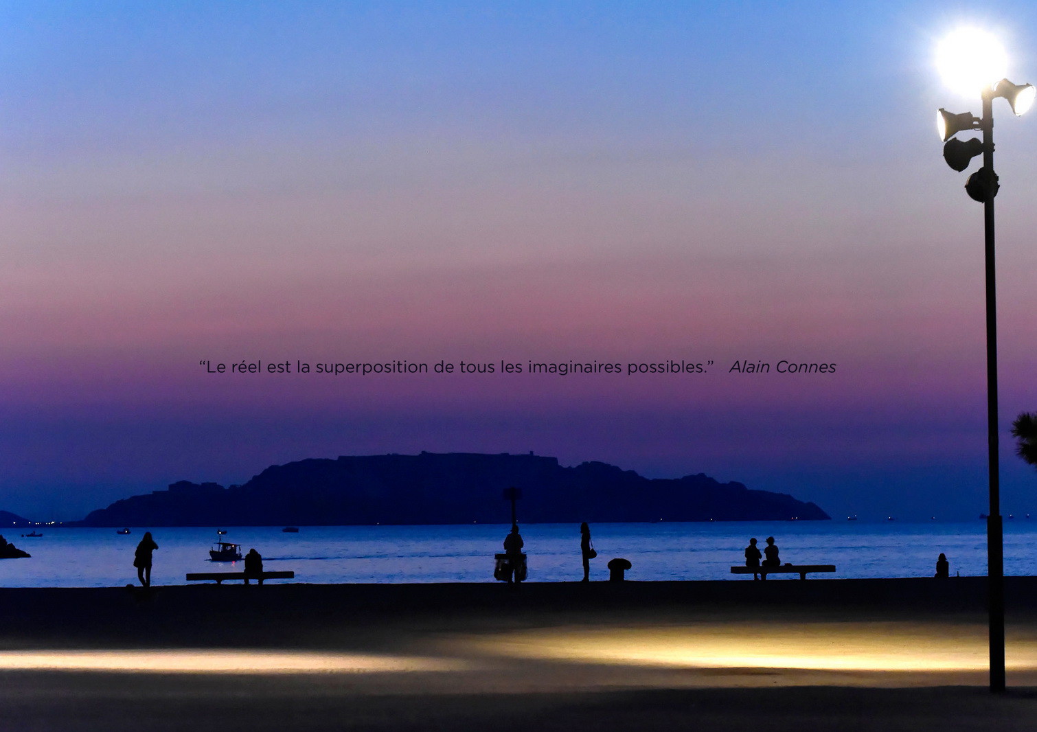 Esplanade du Mucem, Marseille 2015. Extrait de la série Planète Mars