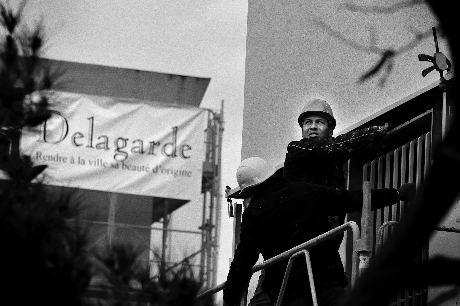 Delagarde, travaux de revêtements de façade. Rénovation de la cité la Valbarelle, Marseille 2016