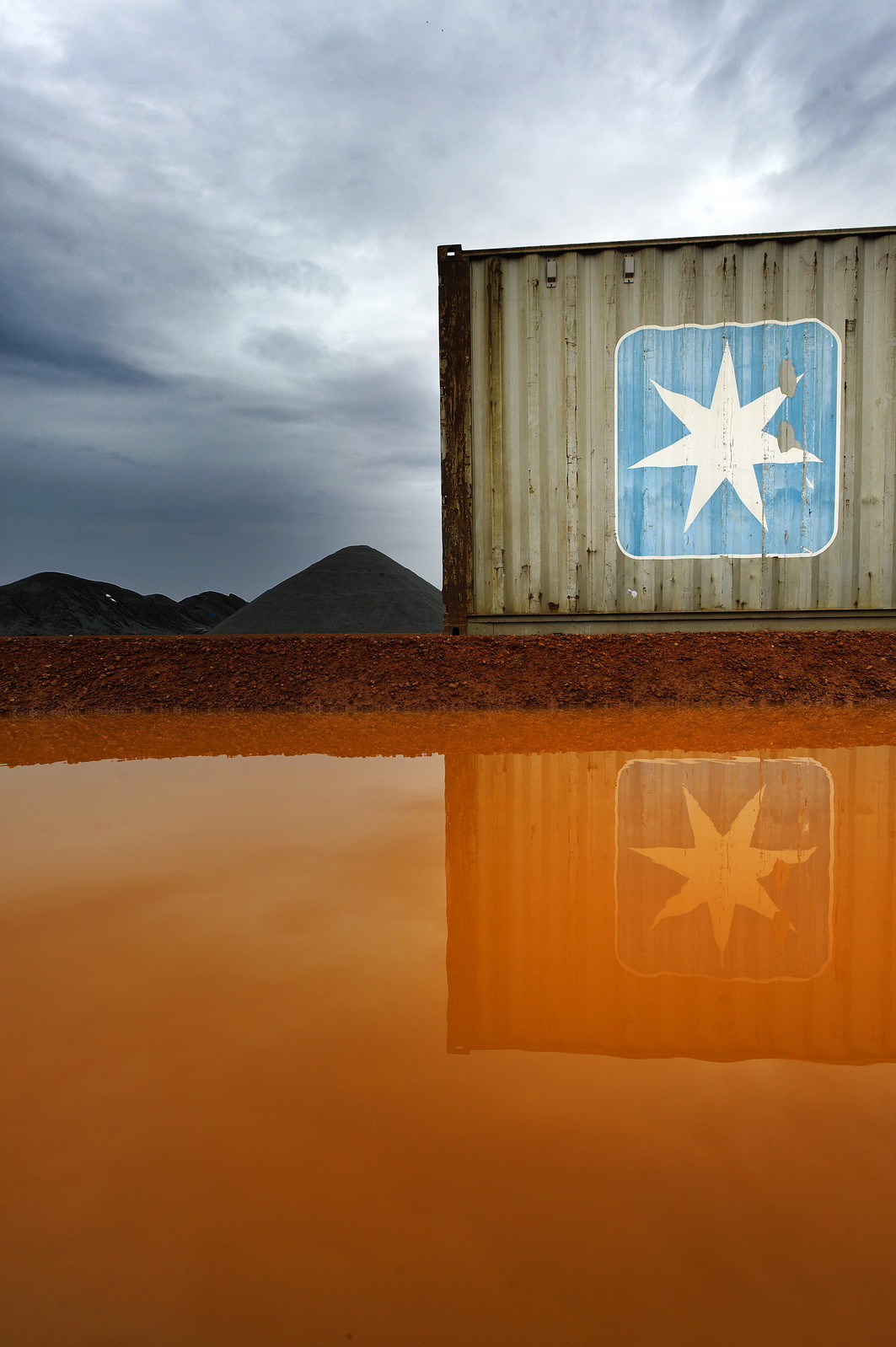 Travaux d'agrandissement de l'aéroport de Bamako au Mali pour le groupement Sogéa Satom   Fayat. Juin 2012