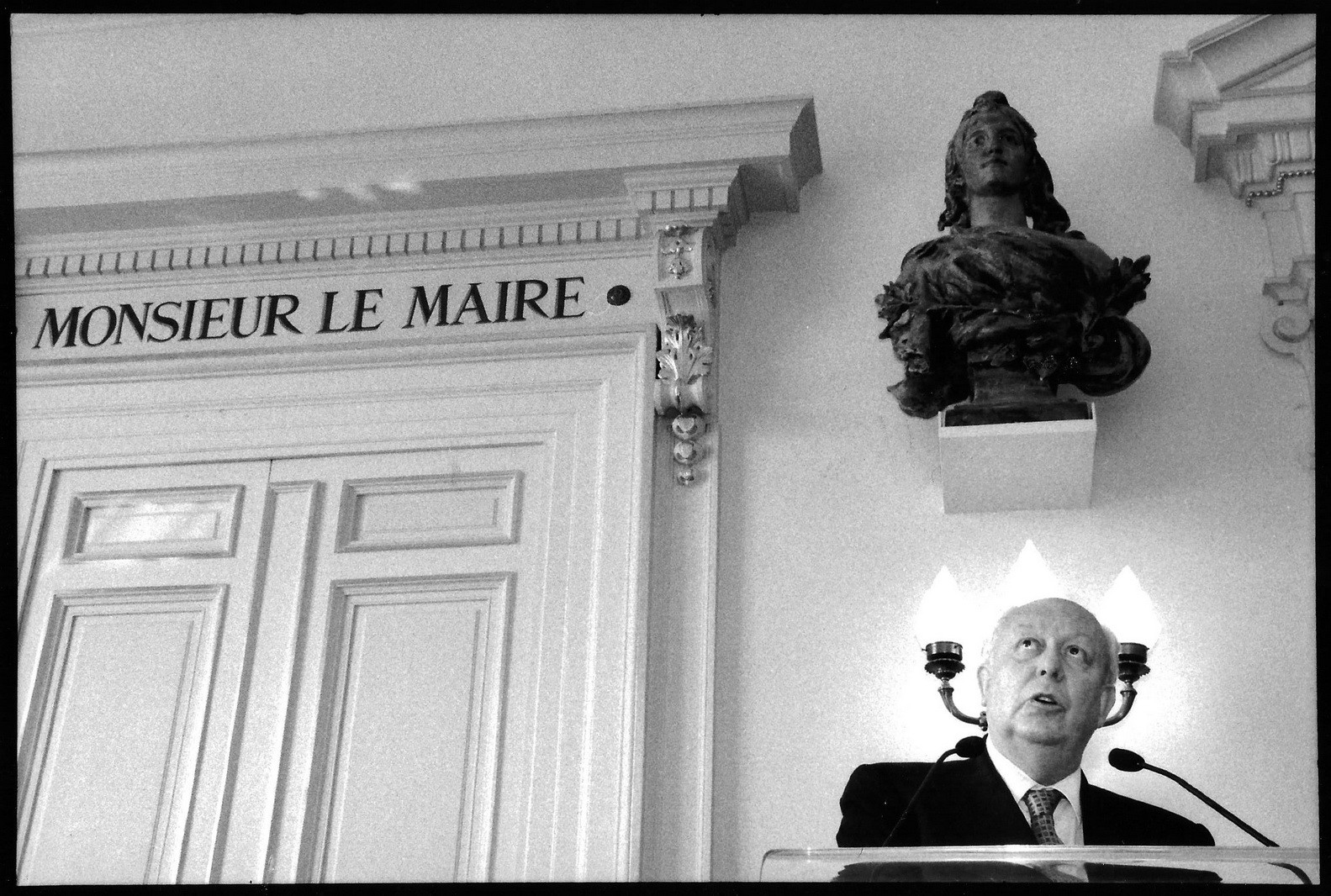Jean Claude Gaudin, Maire de Marseille, 1999 pour l'hebdomadaire Le Pavé de Marseille