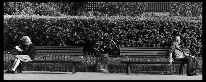 Connecting People. Jardin du palais Lonchamps, Marseille 1990.