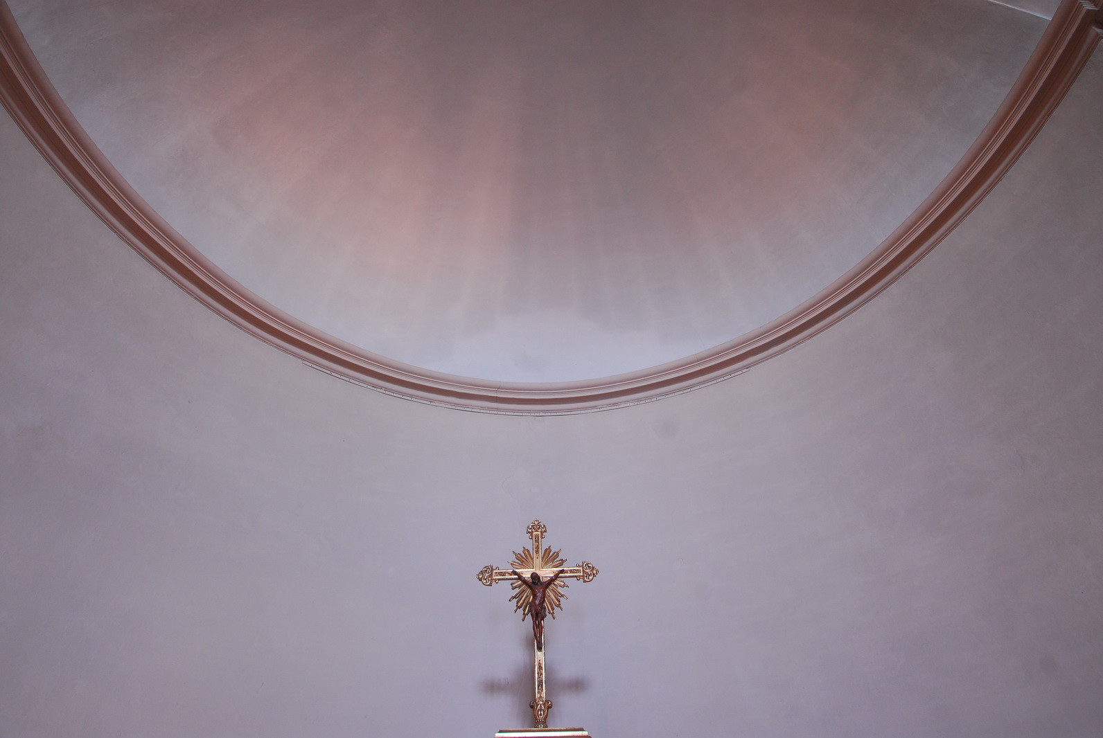 Eglise Sainte-Anne, 28 rue Thieux (8ème)