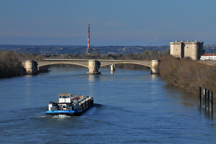 Le Rhone à hauteur de Tarascon(2009) pour le conseil régional Provence Alpes Cote d'Azur