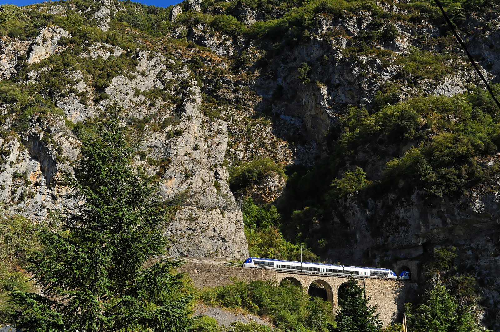 Le train des des Merveilles vers Tende, septembre 2012, série réalisée pour le Conseil régional PACA